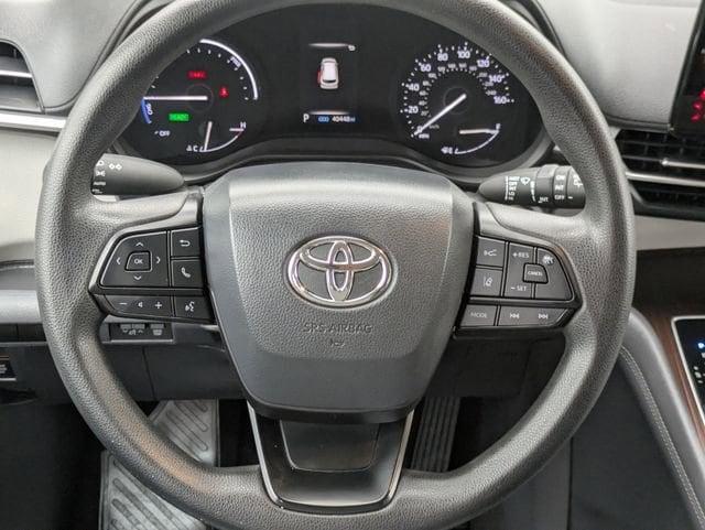 used 2022 Toyota Sienna car, priced at $35,301
