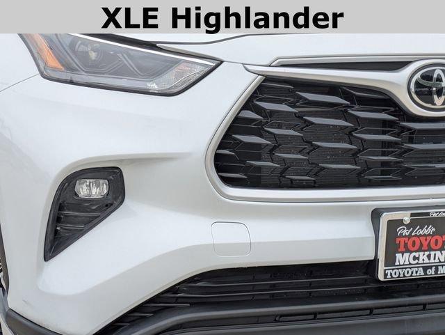 used 2022 Toyota Highlander car, priced at $36,663