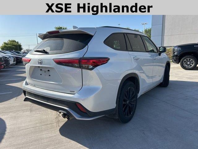 used 2023 Toyota Highlander car, priced at $39,459