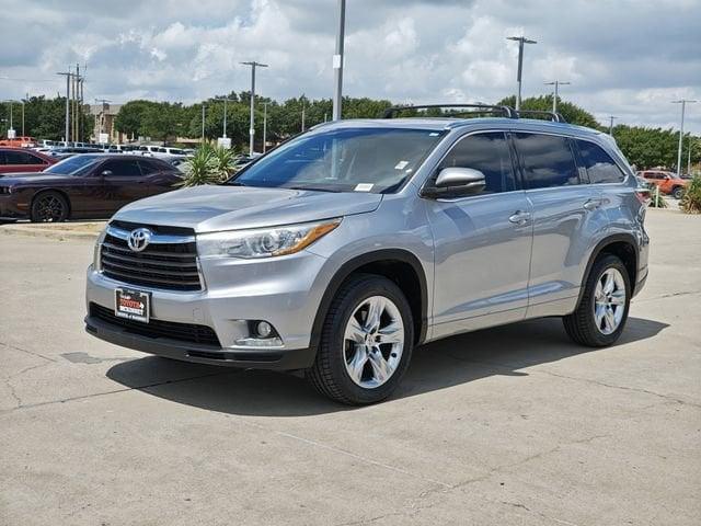 used 2015 Toyota Highlander car, priced at $20,344