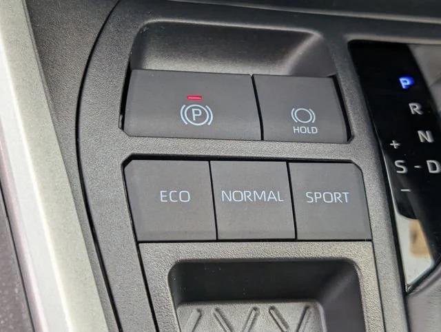 new 2025 Toyota RAV4 car, priced at $33,085