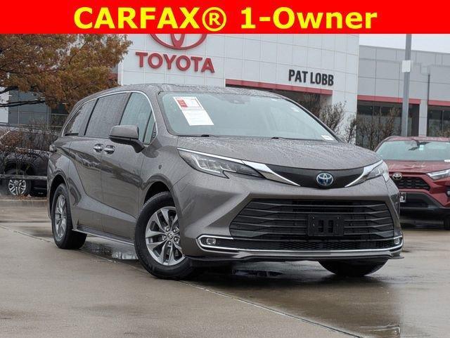 used 2022 Toyota Sienna car, priced at $36,482