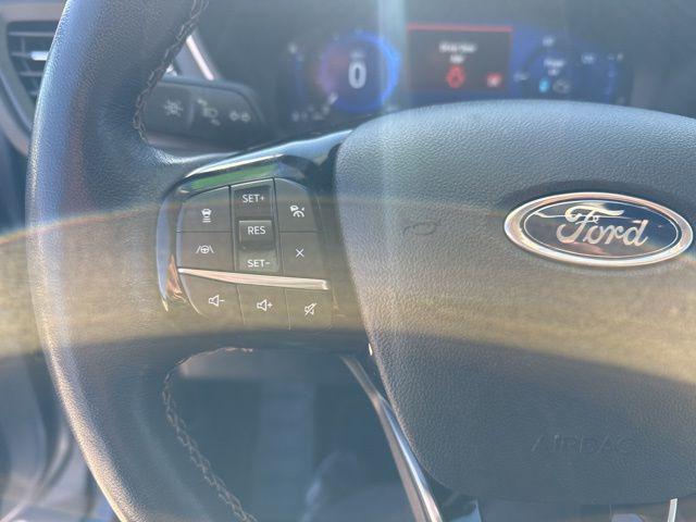 used 2022 Ford Escape car, priced at $25,392