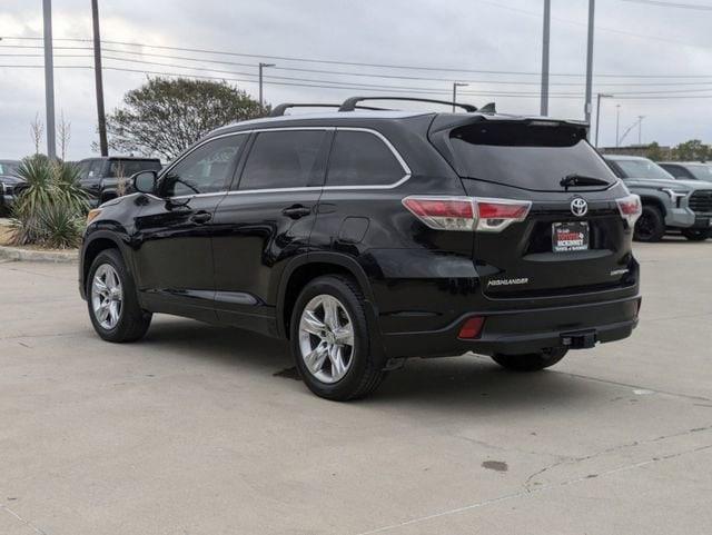 used 2015 Toyota Highlander car, priced at $19,481