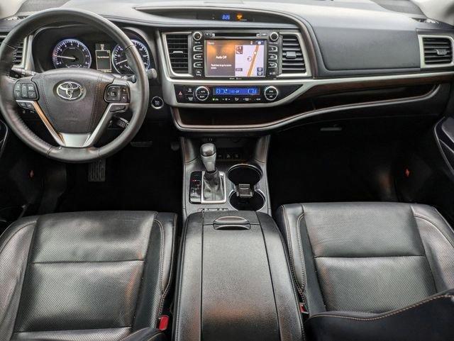 used 2015 Toyota Highlander car, priced at $19,481