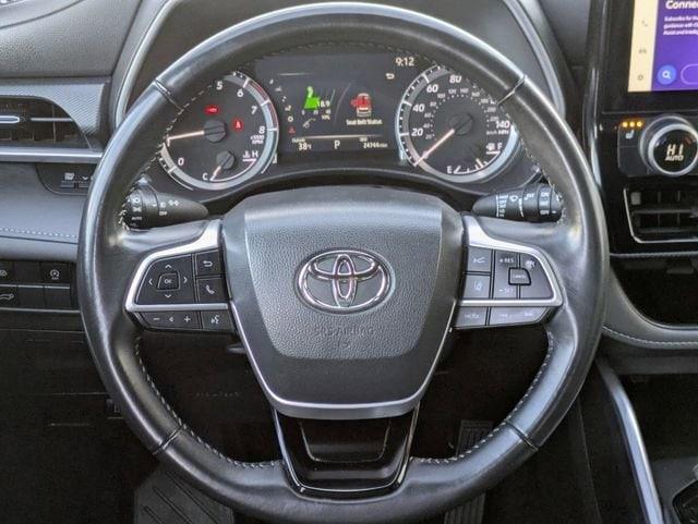 used 2023 Toyota Highlander car, priced at $41,397