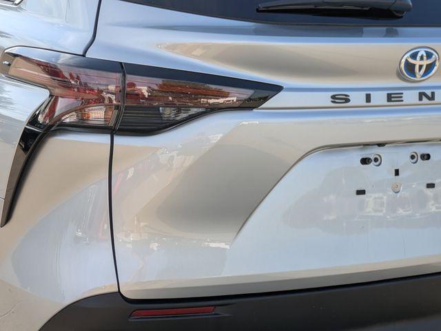 used 2023 Toyota Sienna car, priced at $38,095