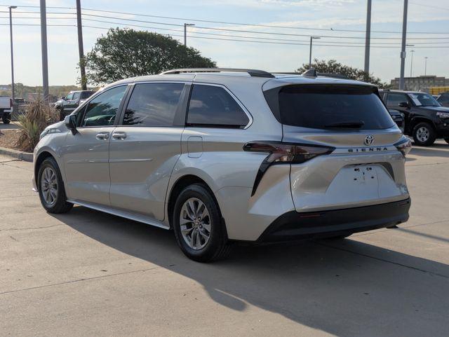used 2023 Toyota Sienna car, priced at $38,095