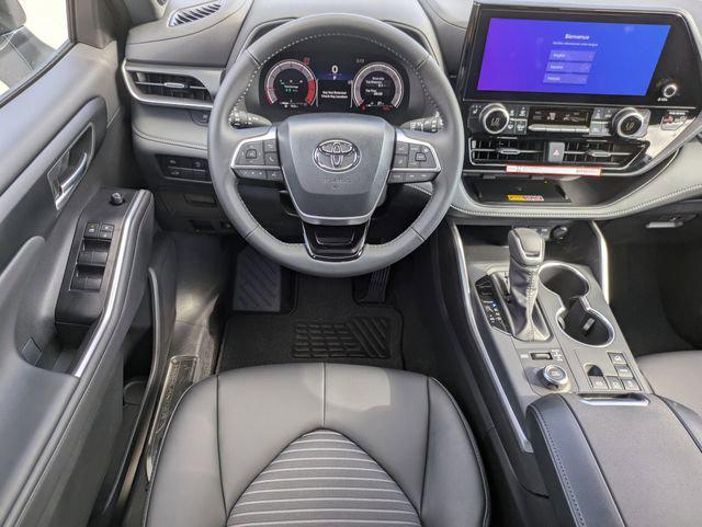 new 2026 Toyota Highlander car, priced at $52,462