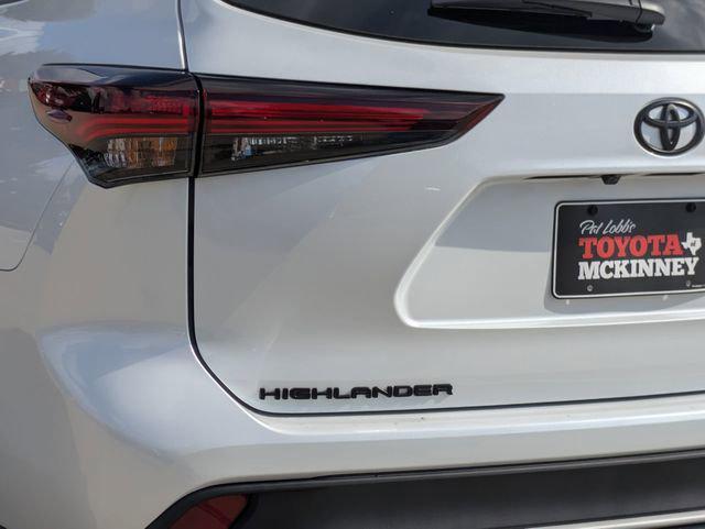 new 2026 Toyota Highlander car, priced at $52,462