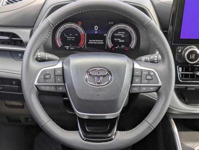 new 2026 Toyota Highlander car, priced at $52,462