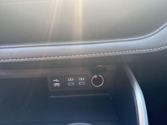 used 2022 Toyota Highlander car, priced at $36,985