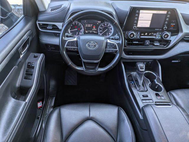 used 2022 Toyota Highlander car, priced at $36,800