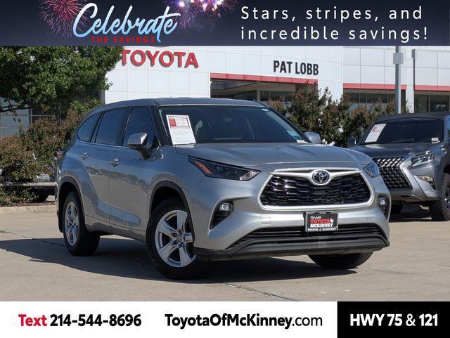 used 2024 Toyota Highlander car, priced at $33,488
