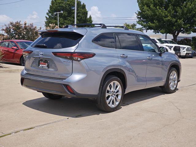 used 2024 Toyota Highlander Hybrid car, priced at $50,532