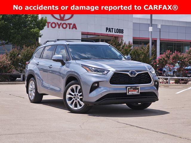 used 2024 Toyota Highlander Hybrid car, priced at $50,532