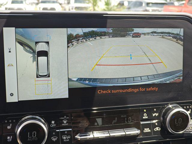 used 2024 Toyota Highlander Hybrid car, priced at $50,532