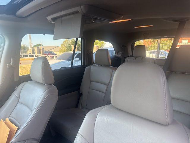 used 2018 Honda Pilot car, priced at $25,267