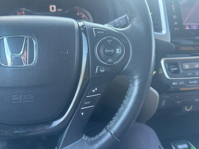 used 2018 Honda Pilot car, priced at $25,267