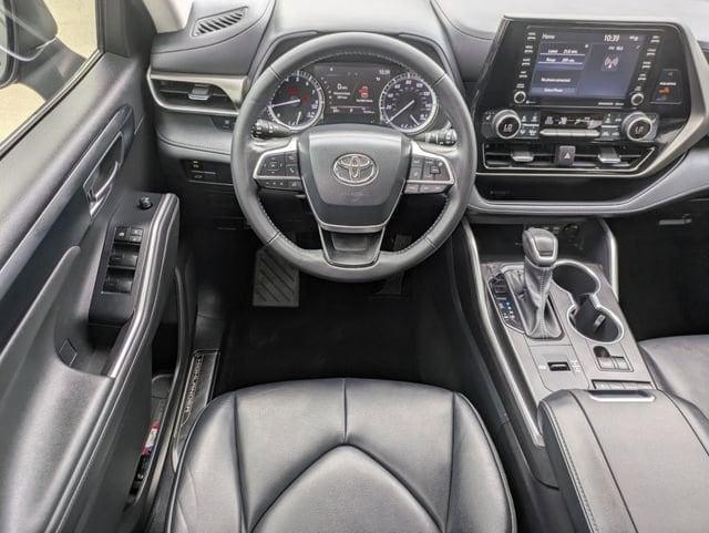 used 2022 Toyota Highlander car, priced at $35,485