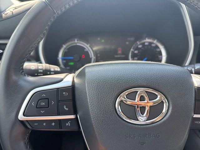 used 2023 Toyota Highlander Hybrid car, priced at $44,401
