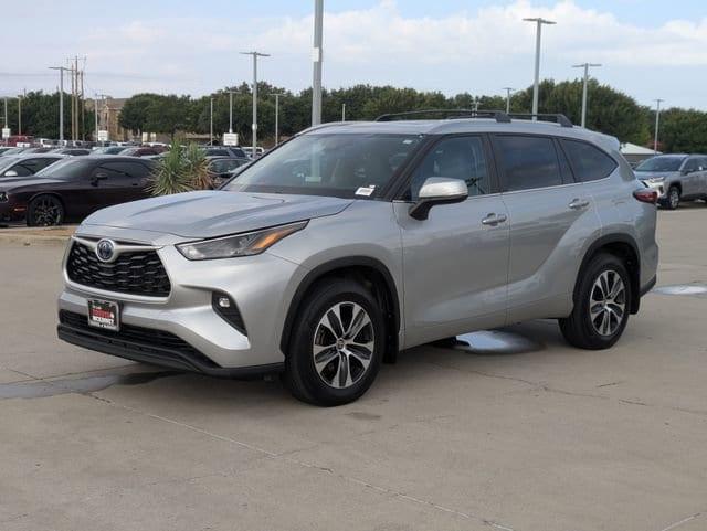 used 2023 Toyota Highlander Hybrid car, priced at $43,130