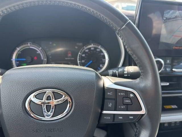 used 2023 Toyota Highlander Hybrid car, priced at $44,401