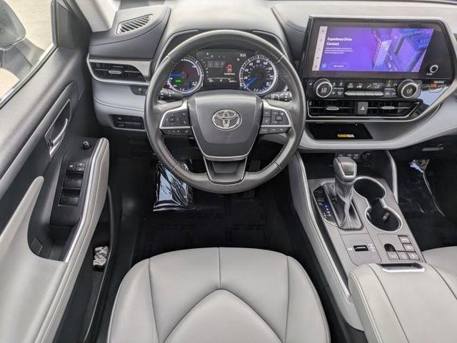 used 2023 Toyota Highlander Hybrid car, priced at $43,130