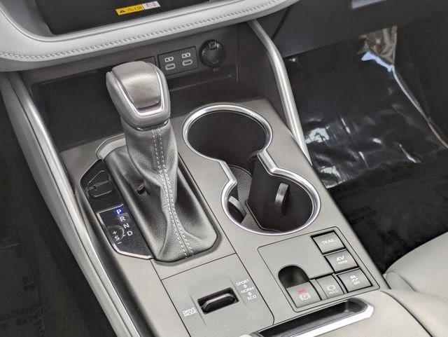 used 2023 Toyota Highlander Hybrid car, priced at $43,130