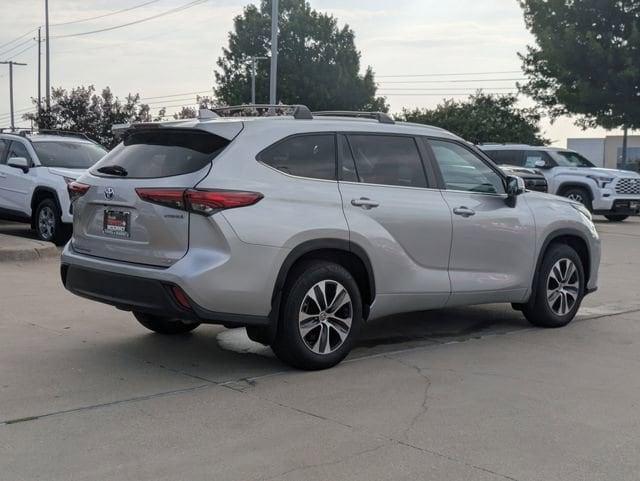 used 2023 Toyota Highlander Hybrid car, priced at $43,130