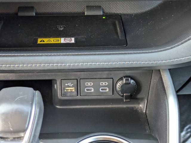 used 2023 Toyota Highlander car, priced at $37,124