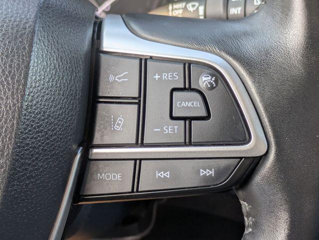 used 2023 Toyota Highlander car, priced at $37,124