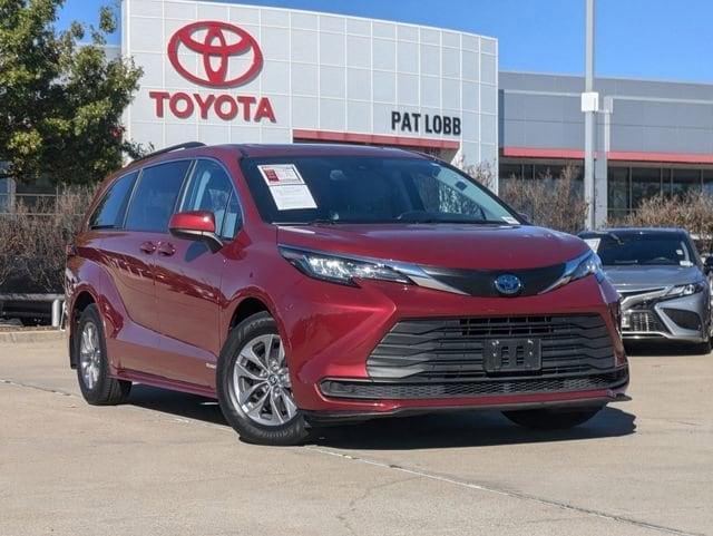 used 2021 Toyota Sienna car, priced at $32,881