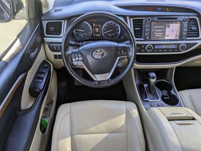 used 2018 Toyota Highlander car, priced at $27,481