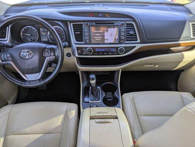 used 2018 Toyota Highlander car, priced at $27,481