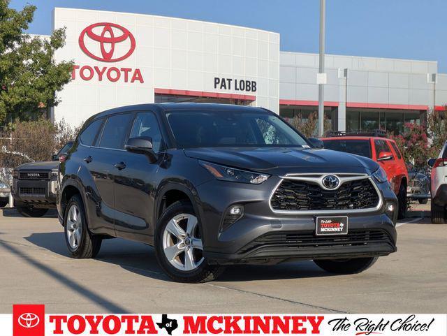 used 2023 Toyota Highlander car, priced at $32,986