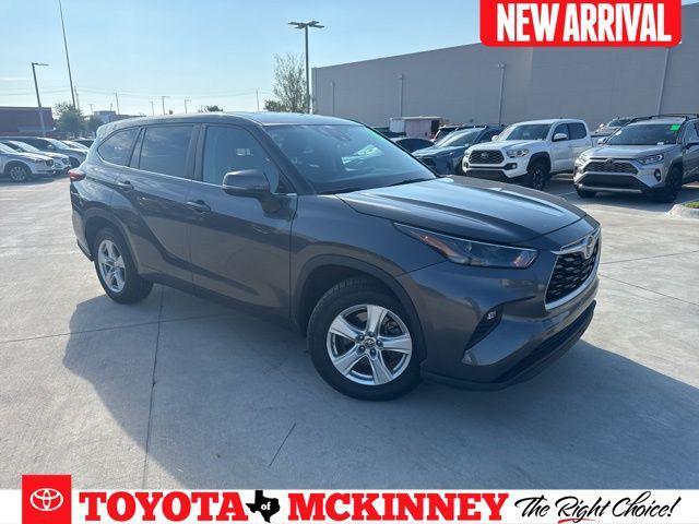 used 2023 Toyota Highlander car, priced at $32,461