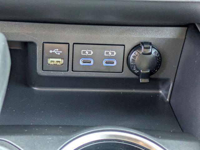 used 2022 Toyota Highlander car, priced at $37,573