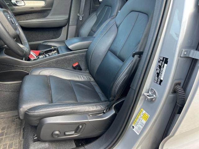 used 2023 Volvo XC40 car, priced at $36,964