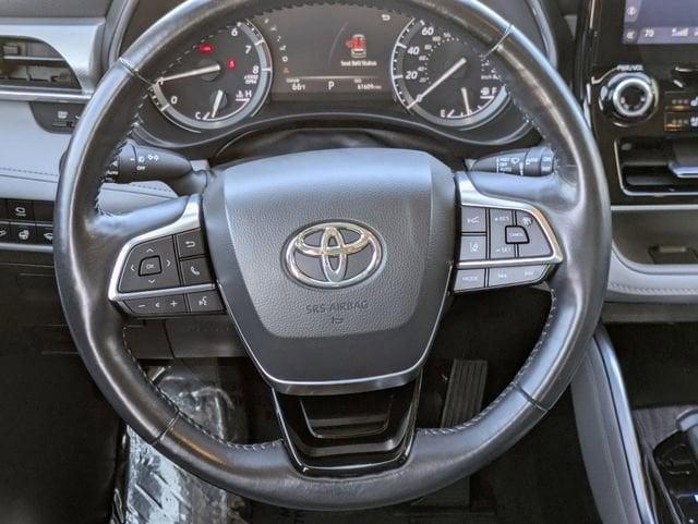 used 2021 Toyota Highlander car, priced at $37,721