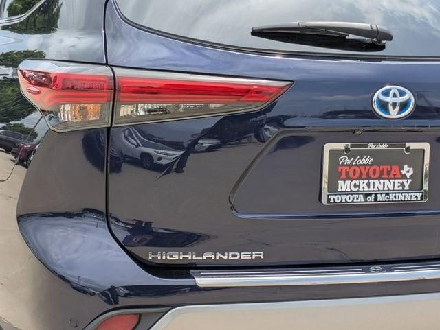 used 2023 Toyota Highlander Hybrid car, priced at $46,906