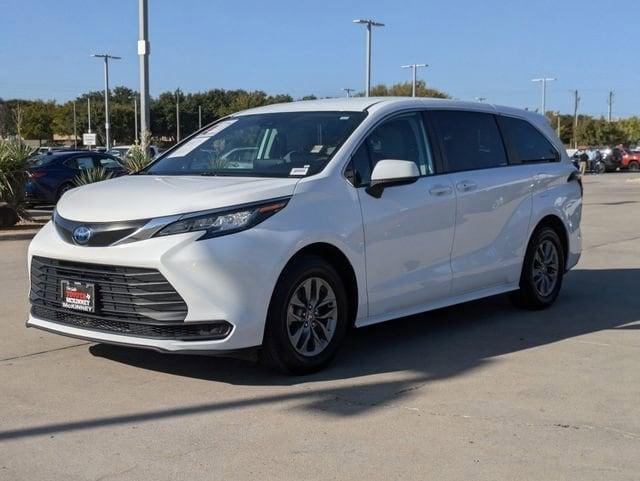 used 2023 Toyota Sienna car, priced at $38,481