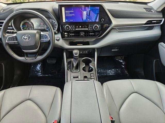 used 2023 Toyota Highlander Hybrid car, priced at $45,678