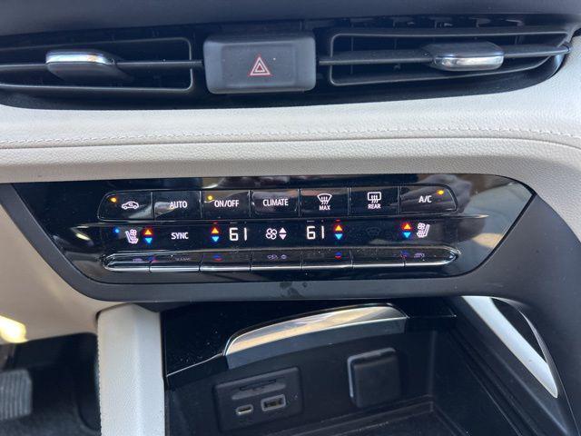 used 2023 Buick Envision car, priced at $29,174