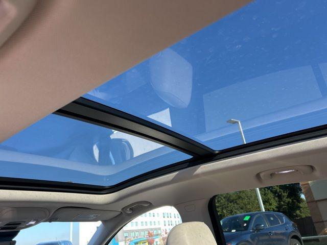 used 2023 Buick Envision car, priced at $29,174