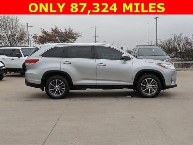 used 2019 Toyota Highlander car, priced at $24,423