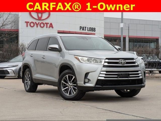 used 2019 Toyota Highlander car, priced at $24,423