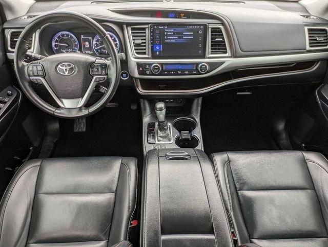 used 2019 Toyota Highlander car, priced at $24,423