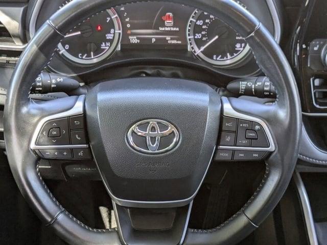 used 2023 Toyota Highlander car, priced at $35,484