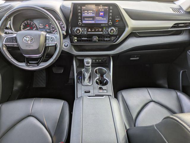 used 2020 Toyota Highlander car, priced at $29,431